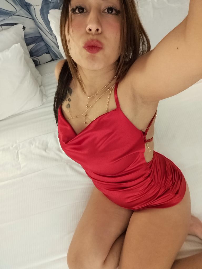 624018562: Chica busca chico en Granada