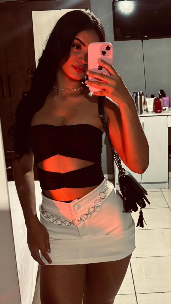 613660493: Chica busca chico en Mallorca