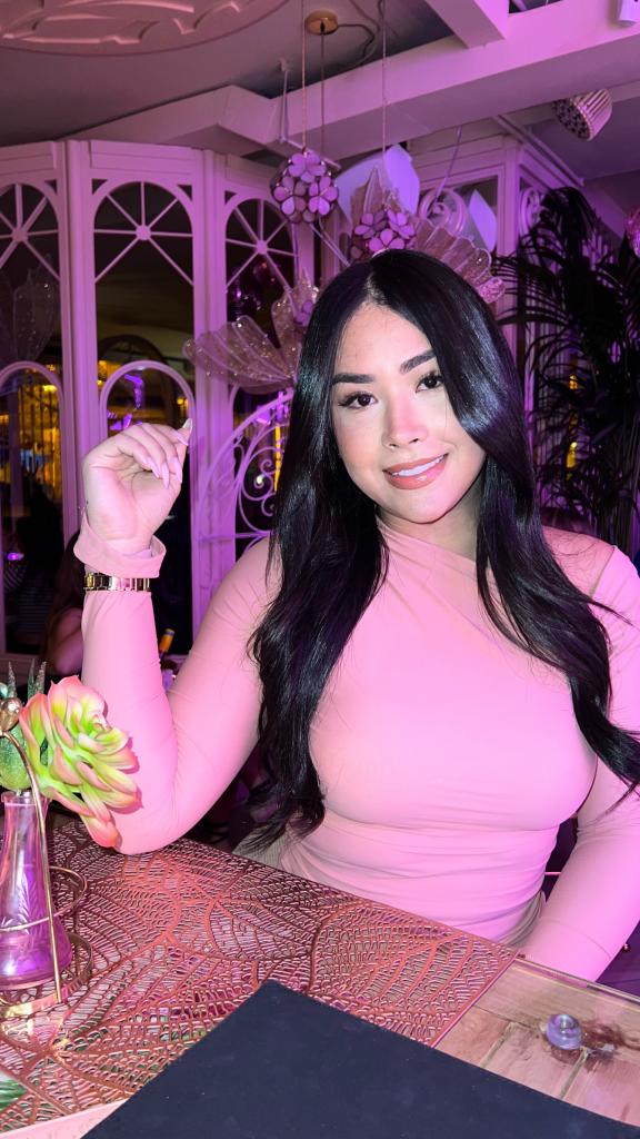 613739242: Transexual en Valencia