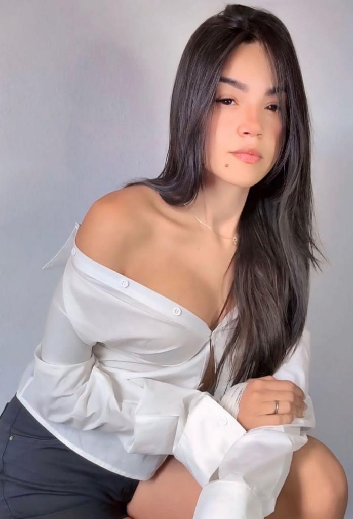 634194921: Chica busca chico en Lugo