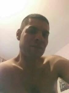 647275930: Chico busca chica en Madrid