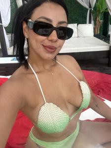 642781550: Chica busca chico en Sevilla