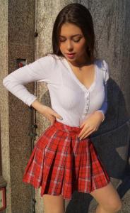 631382256: Chica busca chico en Málaga