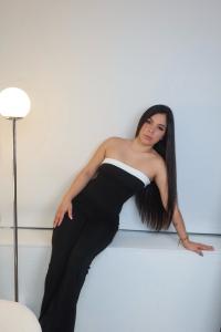 643737550: Chica busca chico en La Coruña