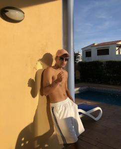 605866901: Chico busca chica en Madrid