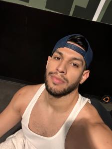 643852366: Chico busca chica en Granada