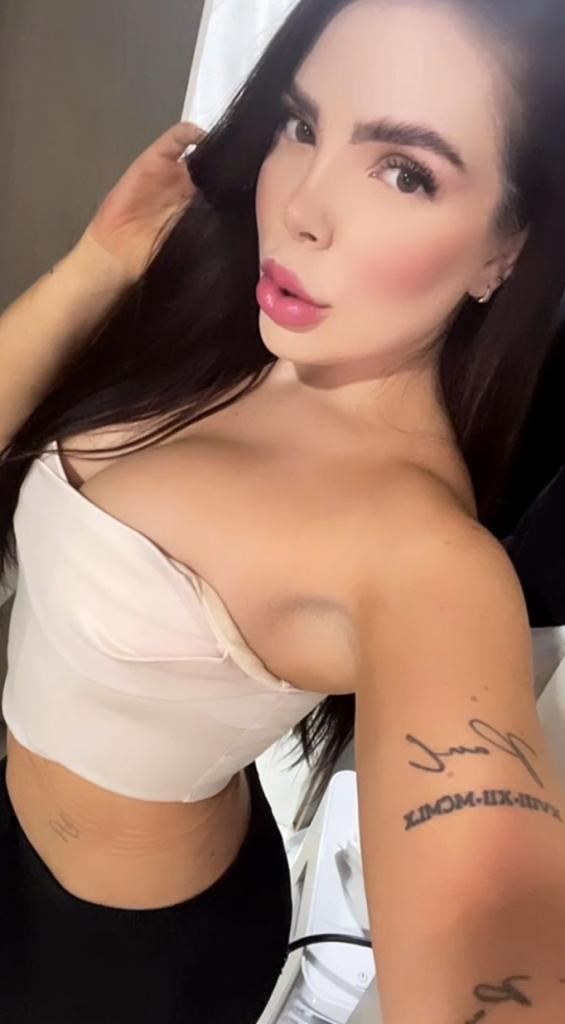 613589283: Chica busca chico en Pontevedra