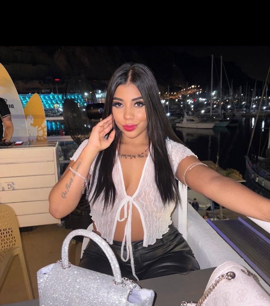 661198418: Chica busca chico en Almería