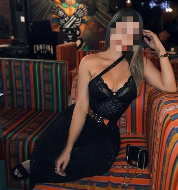 Chica busca chico en Cádiz: 