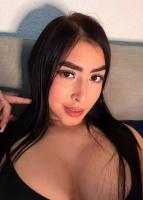 613767689: Chica busca chico en Navarra