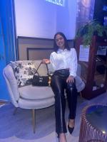 655734563: Chica busca chico en Sevilla