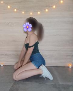 602379781: Chica busca chico en Sevilla