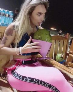 658573817: Transexual en Zaragoza