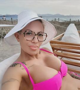 Chica busca chico en Castellón: 