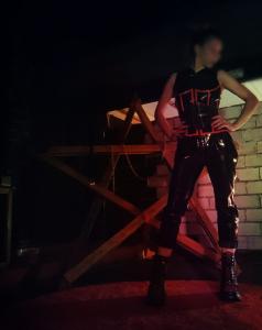 664251427: Chica busca chico en Alicante