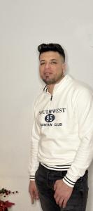 673321449: Chico busca chica en Madrid