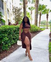 662469653: Chica busca chico en Sevilla