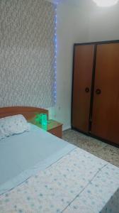 604301045:  en León