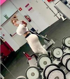 634388300: Transexual en Gerona