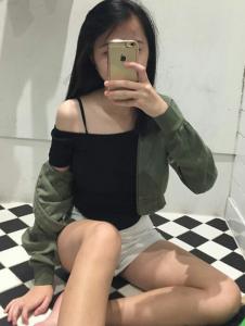 658699191: Chica busca chico en Barcelona