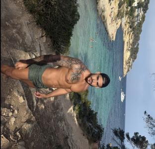 698607503: Chico busca chica en Mallorca