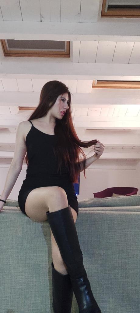 633265169: Chica busca chico en Zaragoza