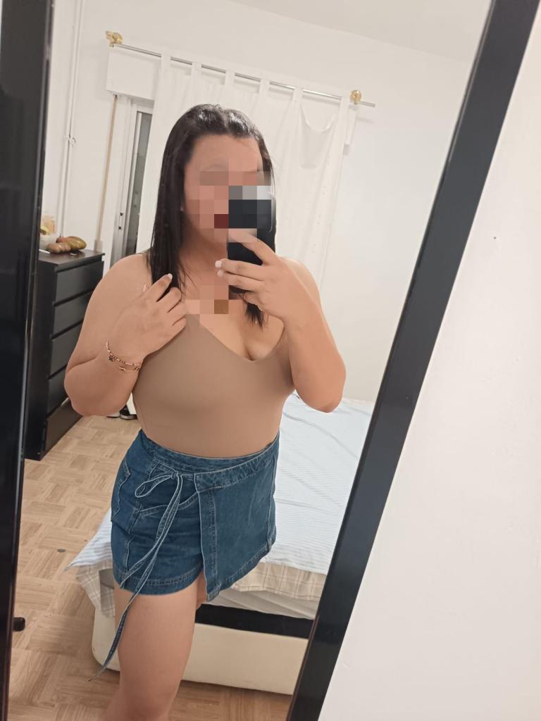 641373871: Chica busca chico en Madrid
