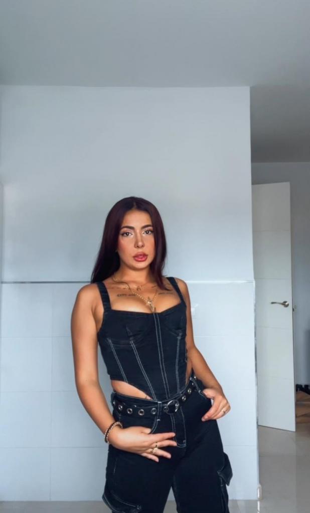 602085766: Chica busca chico en Pontevedra