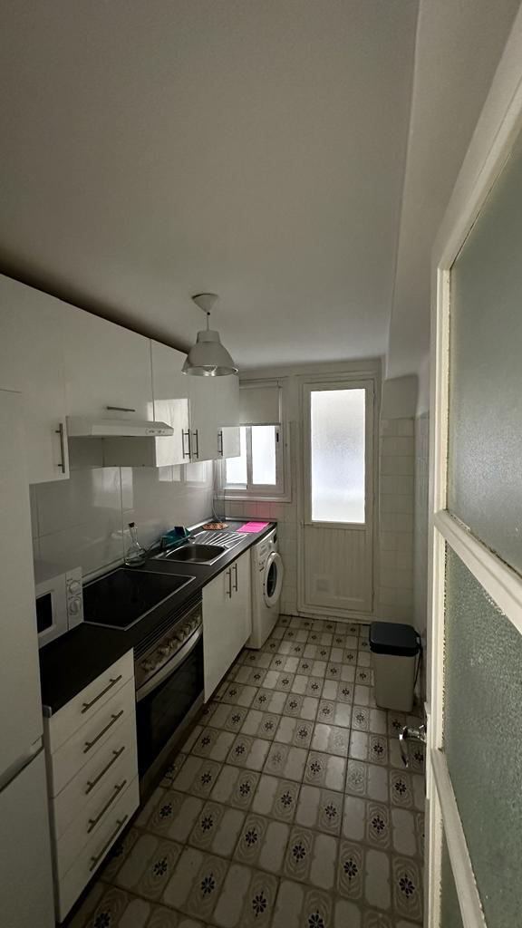 663414545:  en Valencia