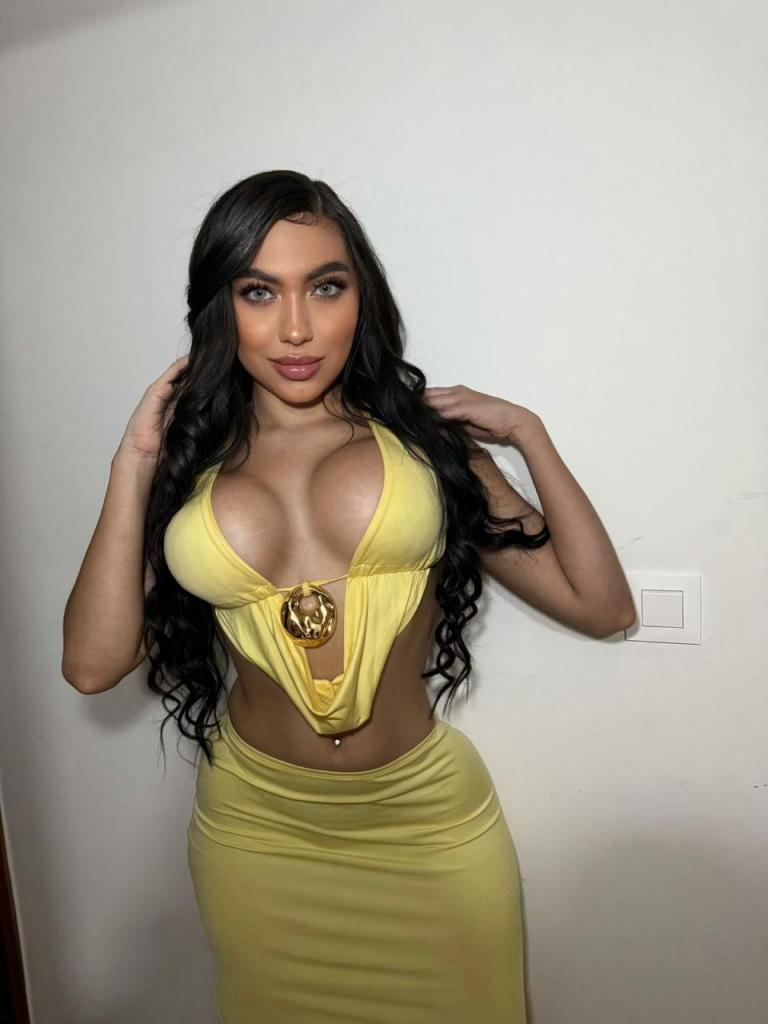 600053885: Chica busca chico en Ibiza