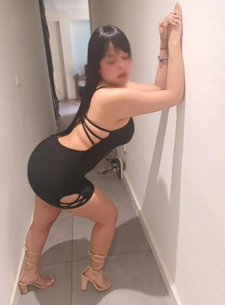 Chica busca chico en Granada: Chica busca chico