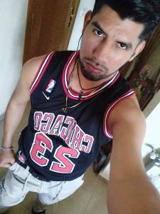 653435519: Chico busca chica en Madrid