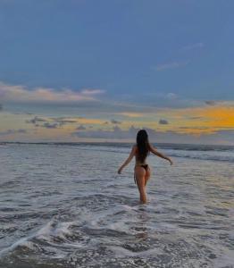 631250338: Chica busca chico en Murcia