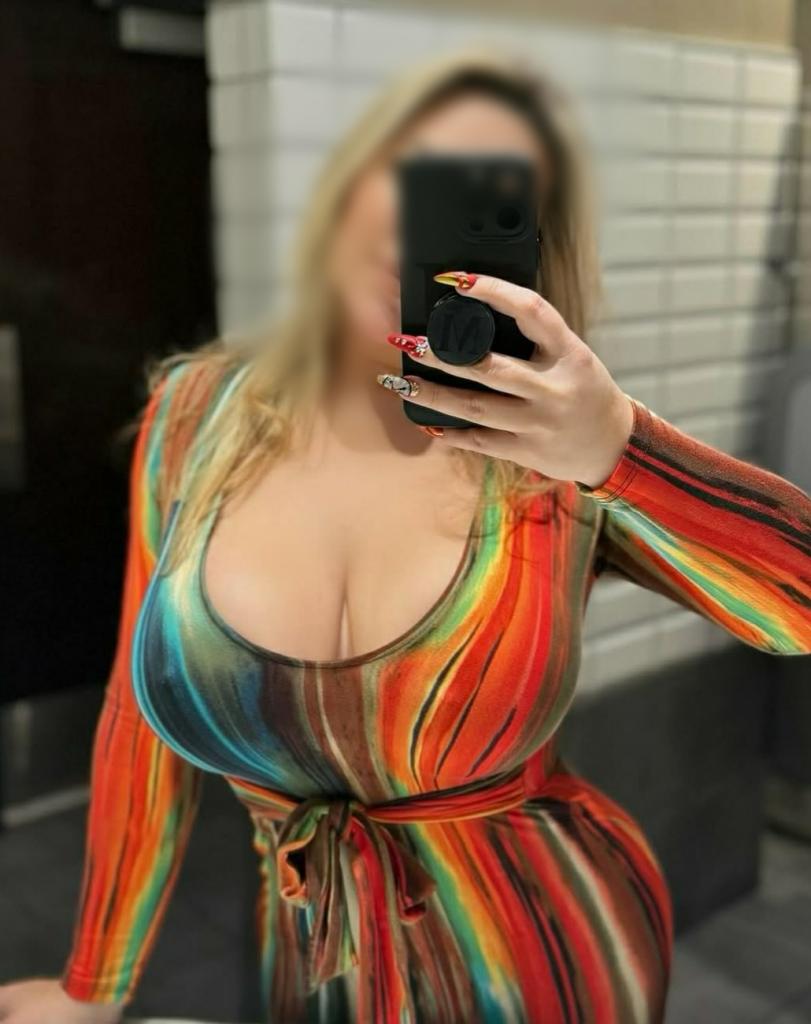 613796602: Chica busca chico en León