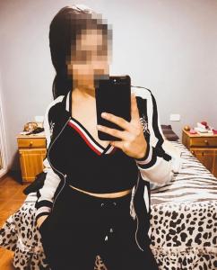 613946694: Chica busca chico en Madrid