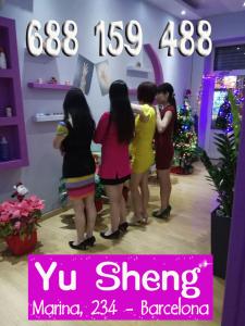 688159488: Chica busca chico en Barcelona