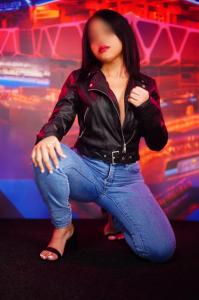 610958332: Chica busca chico en Madrid