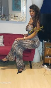 604950692: Chica busca chico en Salamanca