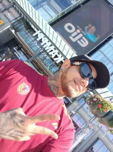 610189573: Chico busca chica en Las Palmas