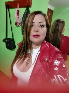 631745609: Chica busca chico en Valencia