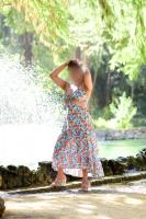 647282360: Chica busca chico en Sevilla