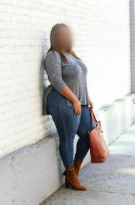 632398987: Chica busca chico en Barcelona