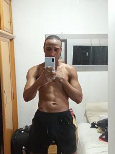 604303276: Chico busca chica en Barcelona