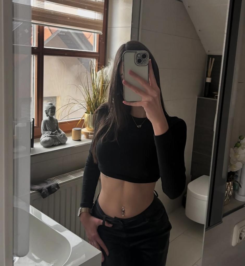 604388631: Chica busca chico en Madrid