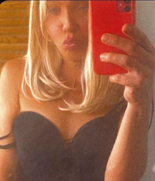 627487474: Transexual en Gerona