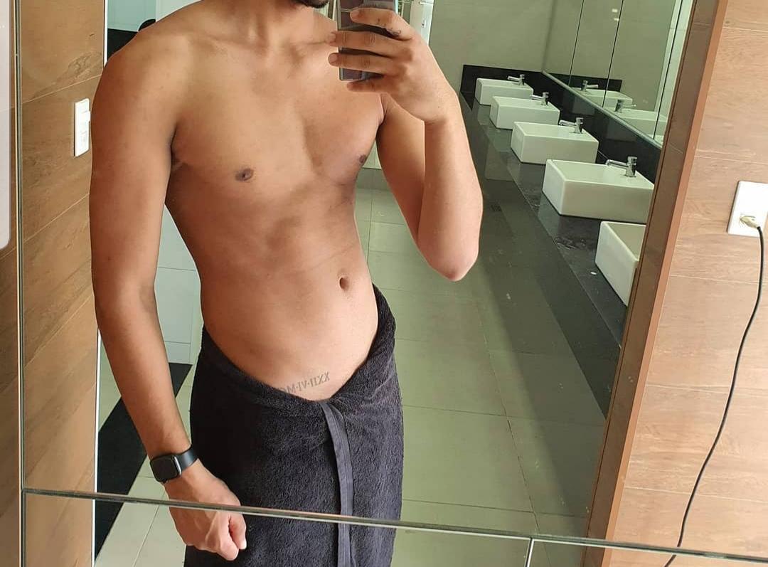 612525576: Chico busca chica en La Coruña