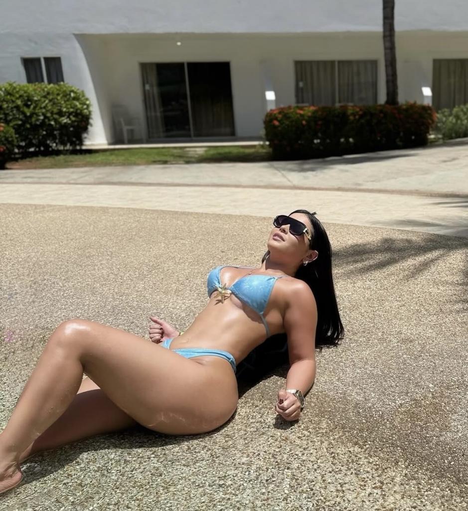 Chica busca chico en Tenerife: 