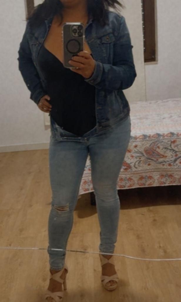 604285407: Chica busca chico en Asturias