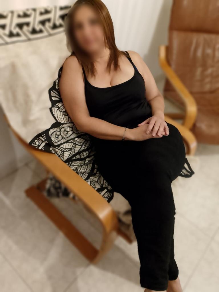 641541867: Chica busca chico en La Coruña