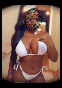 631016782: Chica busca chico en Barcelona